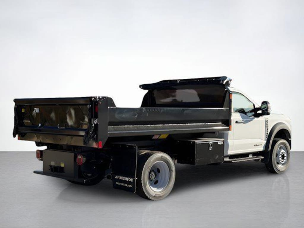 New 2025 Ford F-600SD XL Chassis