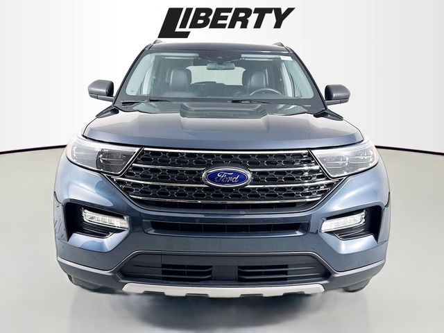 2022 Ford Explorer XLT photo 2