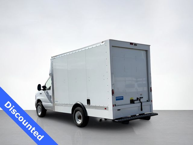 2025 Ford E-350 photo 3