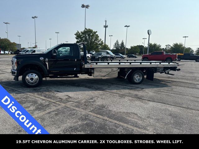 2024 Ford F-550 photo 2