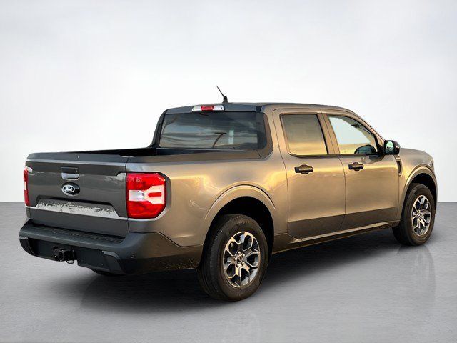 2025 Ford Maverick XLT photo 2