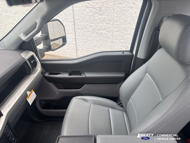 2023 Ford F-350 Super Duty XL - Photo 21