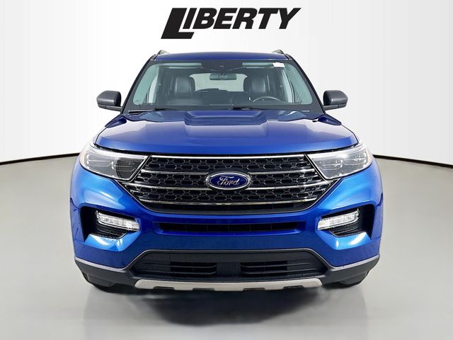 2022 Ford Explorer XLT photo 2