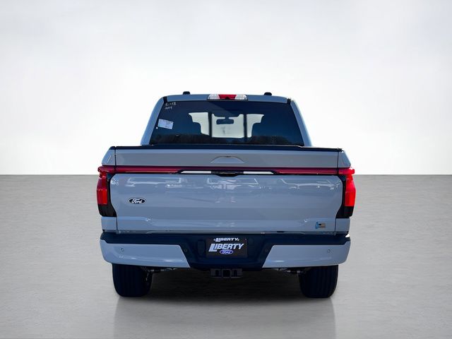 2025 Ford F-150 Lightning Lariat photo 4