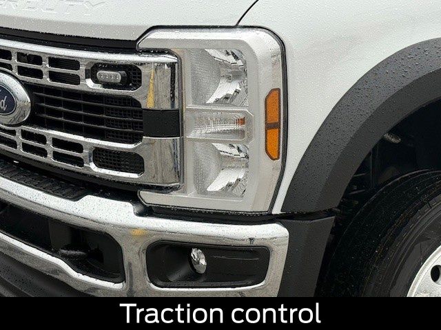 2026 Ford F-600 Super Duty Chassis Cab XLT - Photo 11