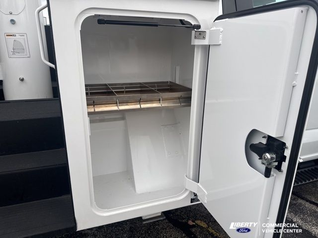 2023 Ford F-550 Super Duty Chassis Cab XL - Photo 12