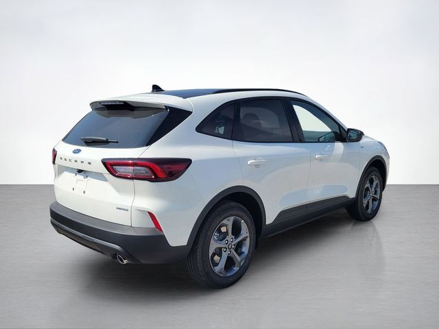 2025 Ford Escape ST-Line photo 3