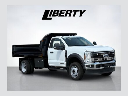 2025 Ford F-550SD XL Chassis