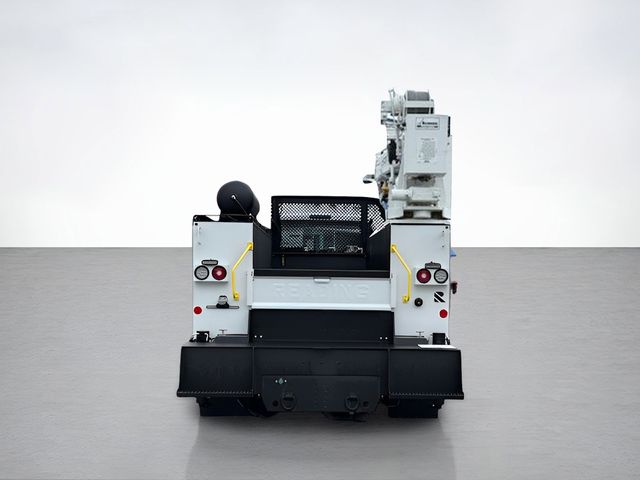 2026 Ford F-750 photo 4