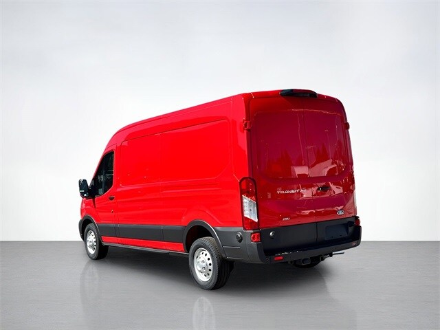 2025 Ford Transit photo 3