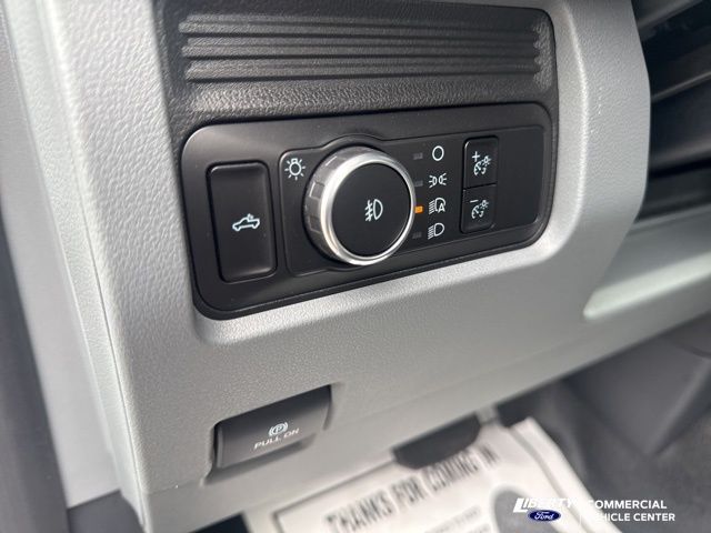 2023 Ford F-550 Super Duty Chassis Cab XL - Photo 34