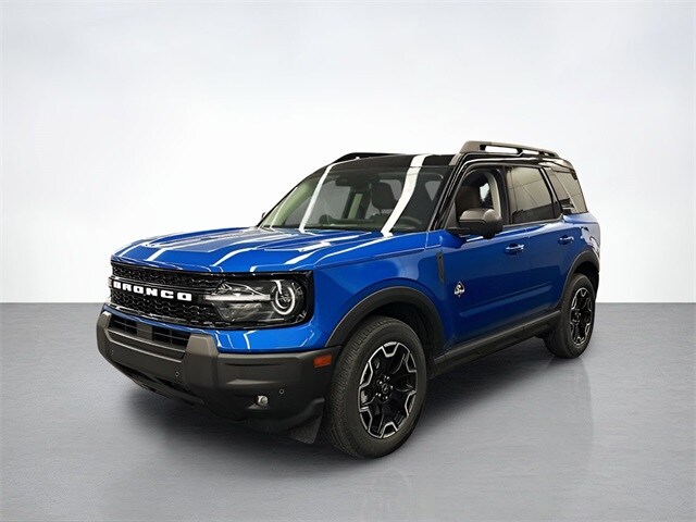 2025 Ford Bronco Sport Outer Banks photo 3