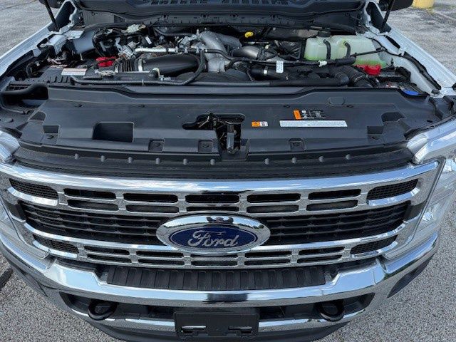 2025 Ford F-550 Super Duty Chassis Cab XL - Photo 39