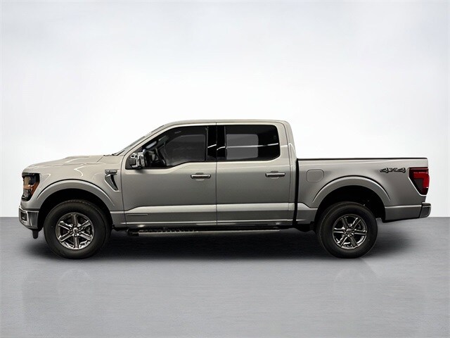 2025 Ford F-150 XLT photo 4