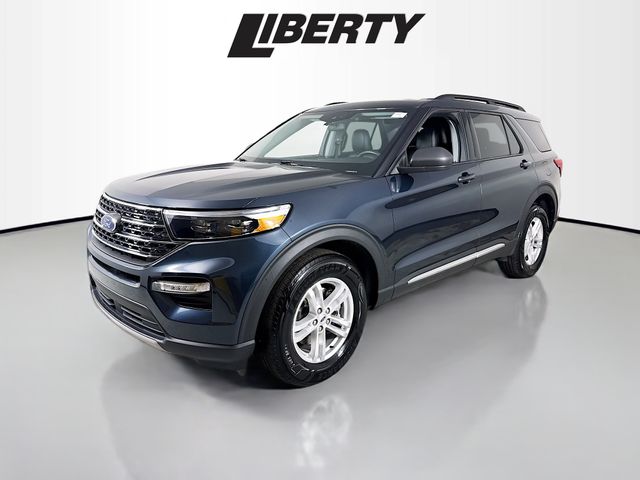 2022 Ford Explorer XLT photo 3