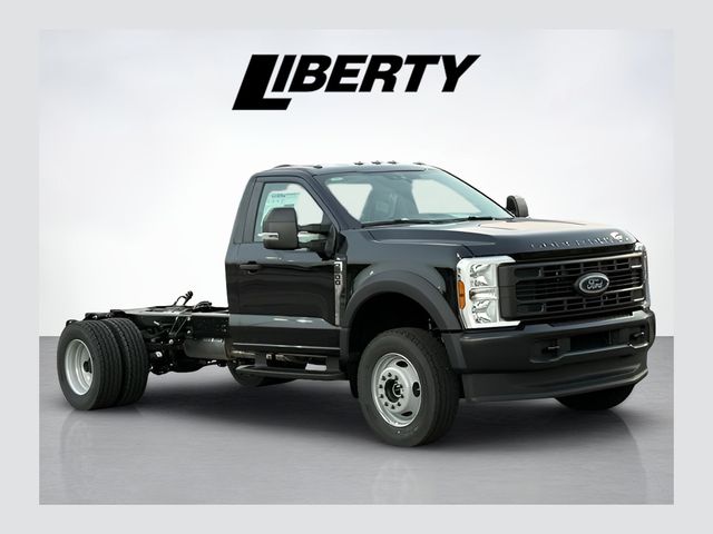 2026 Ford F-600 XL 4x4 Regular Cab 169-In DRW's photo