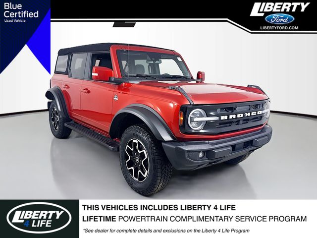 2023 Ford Bronco 4-Door Outer Banks's photo