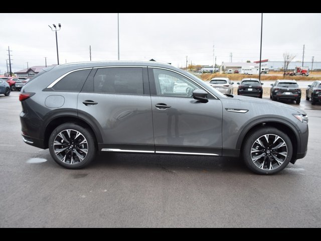 2025 Mazda CX-90 Premium Plus photo 2