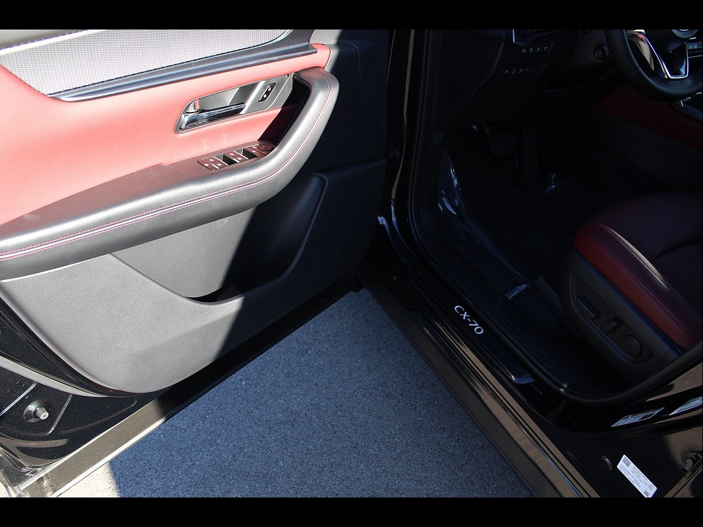 2026 Mazda CX-70 Premium Package - Photo 19