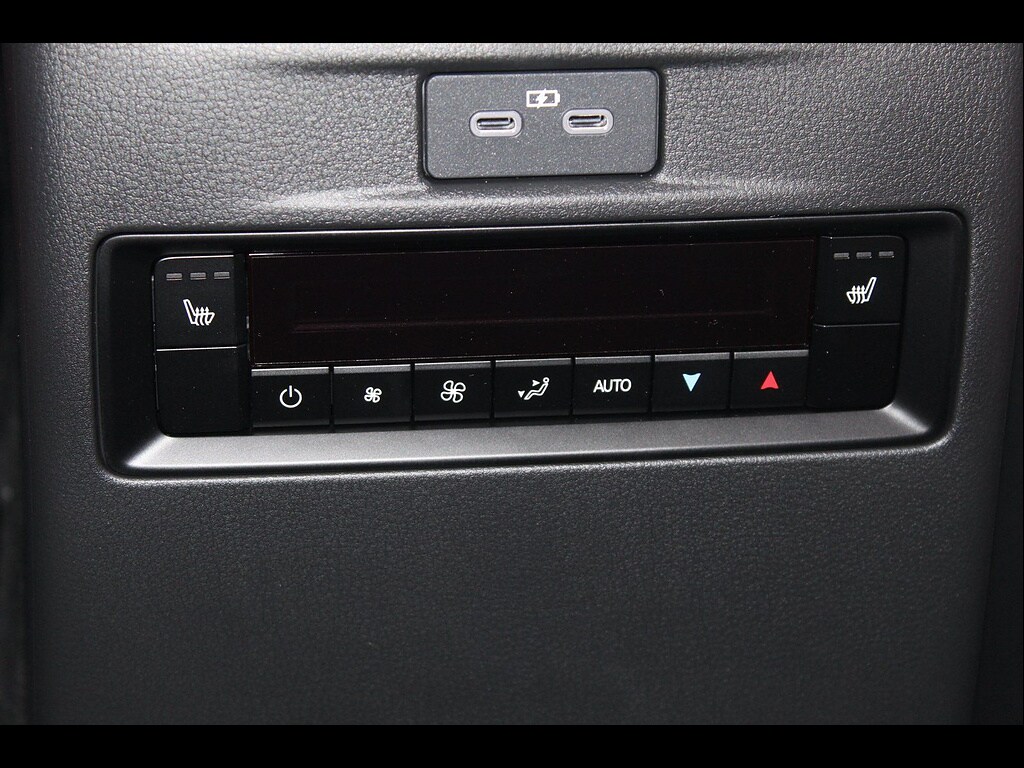 2026 Mazda CX-70 Premium Package - Photo 16