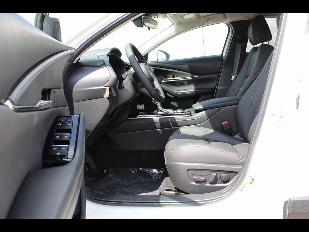 2025 Mazda CX-30 Preferred - Photo 21