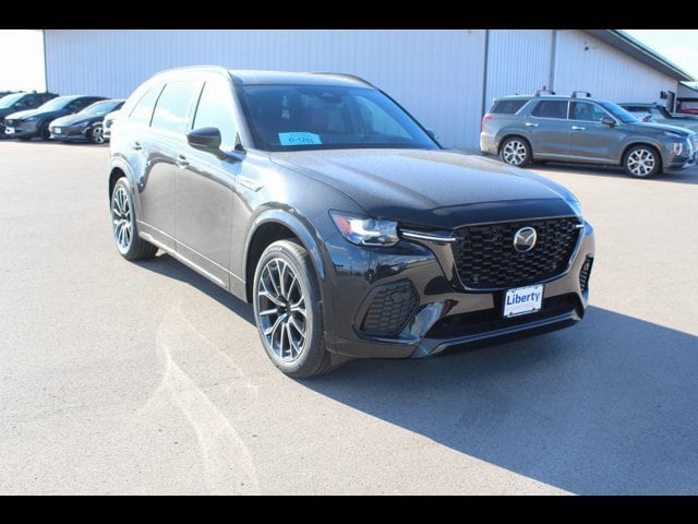 2026 Mazda CX-70 Premium Package's photo