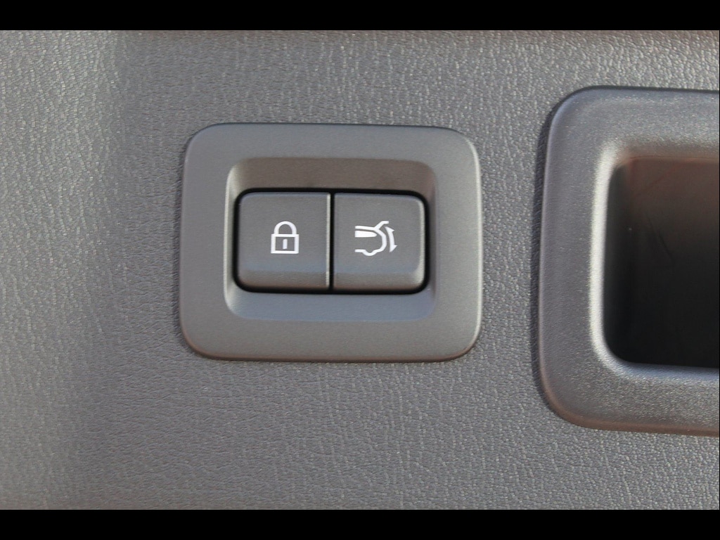 2026 Mazda CX-70 Preferred Package - Photo 16
