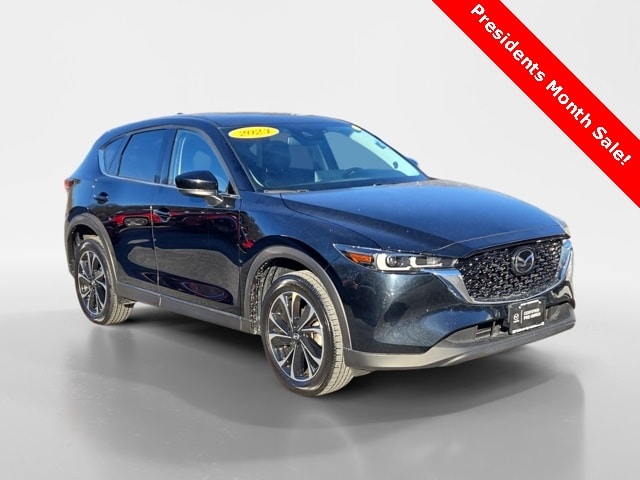 2023 Mazda CX-5 S Premium package