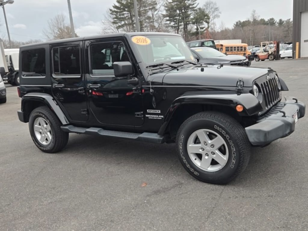 Used 2016 Jeep Wrangler Unlimited Sport SUV