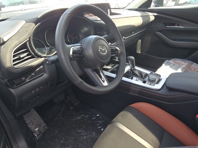 2025 Mazda CX-30 2.5 Turbo Carbon photo 4