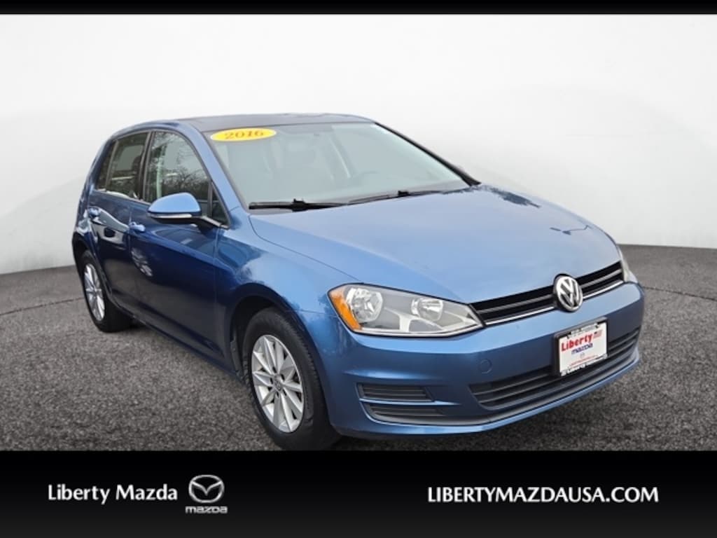 Used 2016 Volkswagen Golf TSI S 4 Door Hatchback