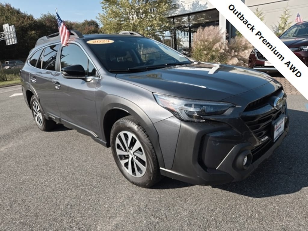 Used 2023 Subaru Outback Premium SUV