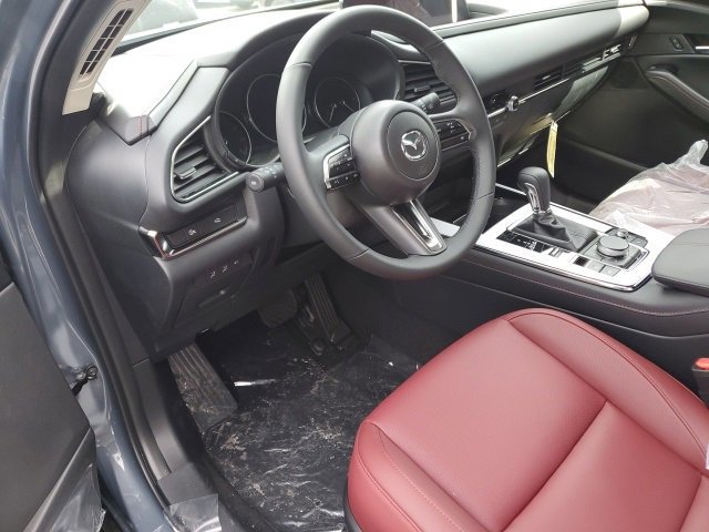 2025 Mazda CX-30 2.5 S Carbon photo 3