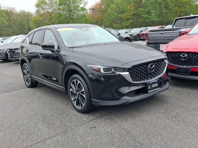 2023 Mazda CX-5 S Premium package Auto AWD's photo