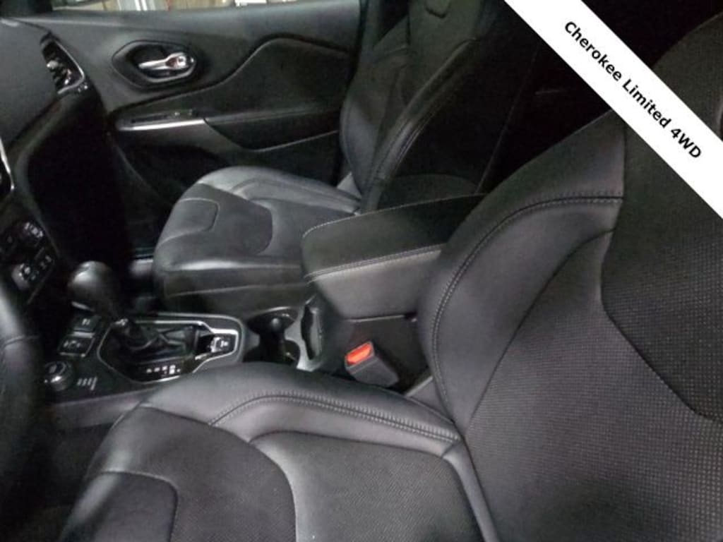 Used 2021 Jeep Cherokee Limited SUV