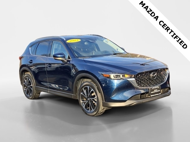 2023 Mazda CX-5 S Premium package's photo