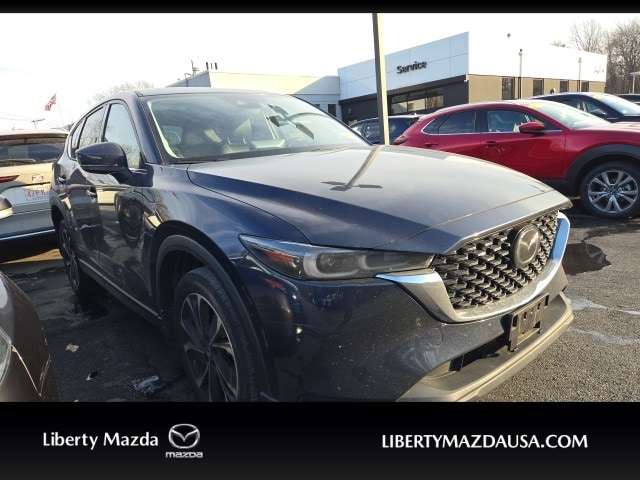 2023 Mazda CX-5 S Premium package's photo
