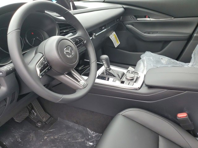 2025 Mazda CX-30 2.5 S Preferred photo 4