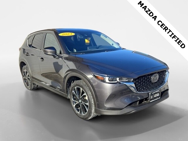 2023 Mazda CX-5 S Premium package's photo