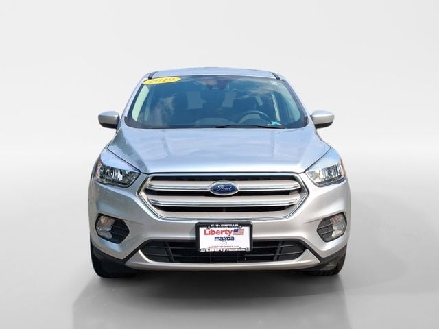 Used 2019 Ford Escape SE with VIN 1FMCU9GD1KUA48533 for sale in Wakefield, MA