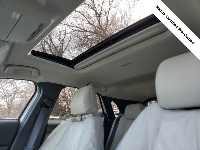 2025 Mazda CX-30 Premium - Photo 6