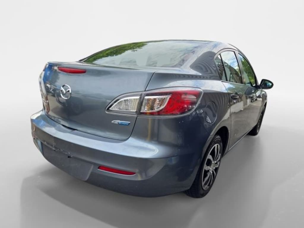 Used 2013 Mazda Mazda3 i Sport Sedan
