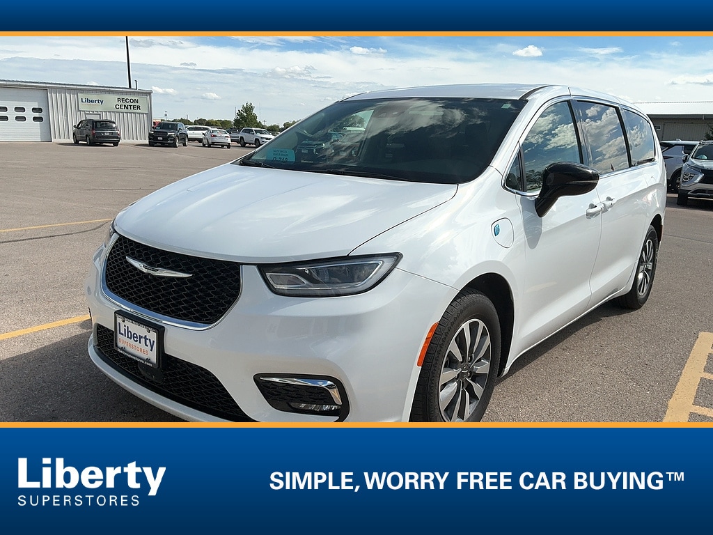  2024 Chrysler Pacifica Hybrid Select FWD   