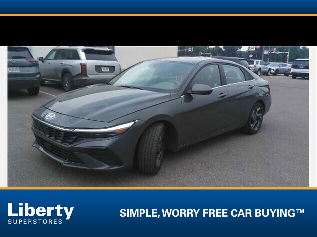 Used 2025 Hyundai Elantra SEL Convenience