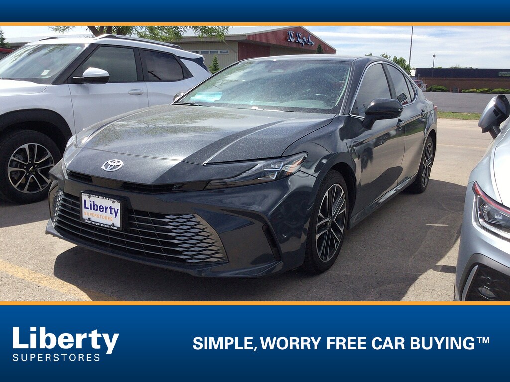 Used 2025 Toyota Camry XLE