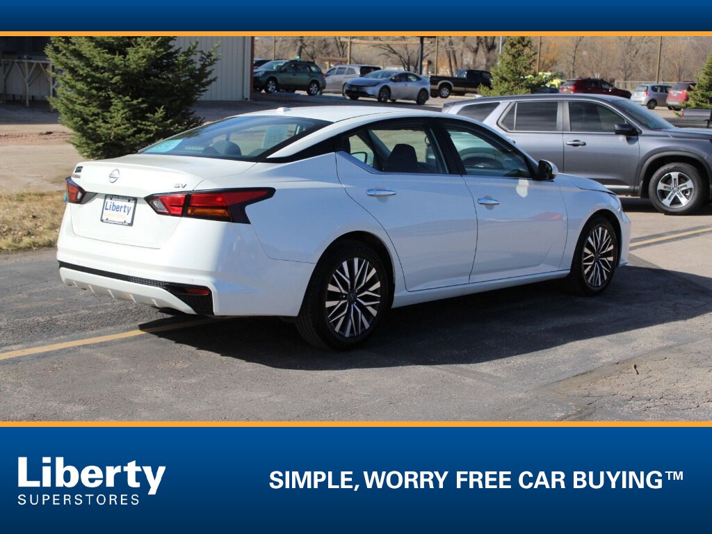 Used 2023 Nissan Altima 2.5 SV
