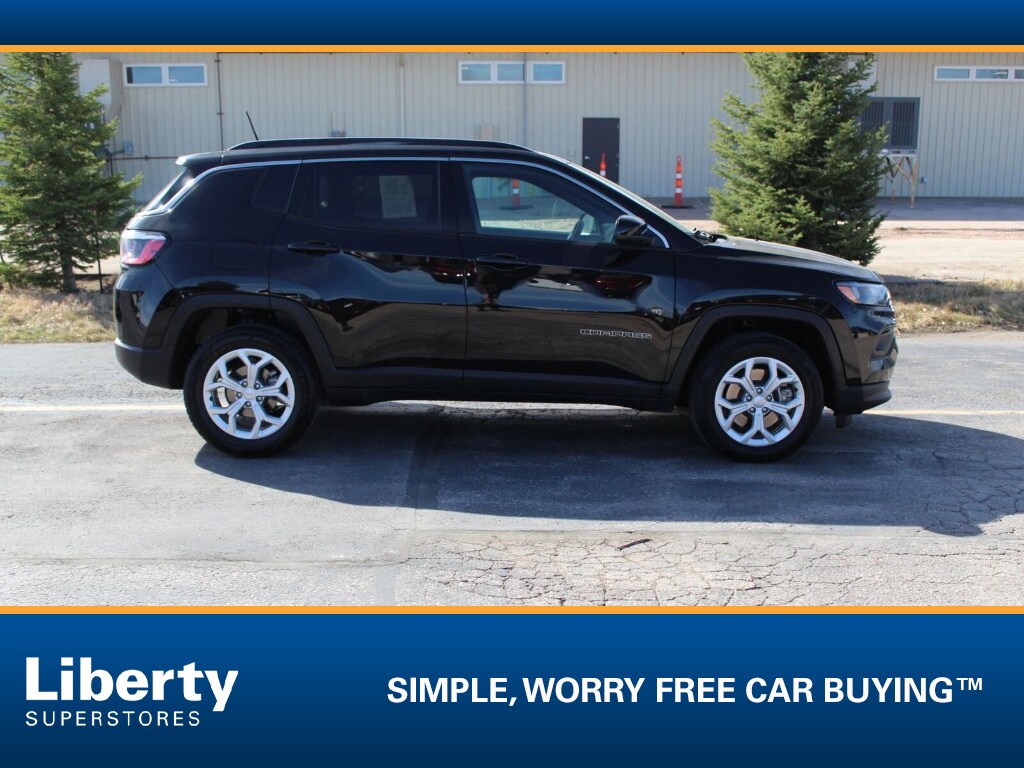 Used 2024 Jeep Compass Latitude