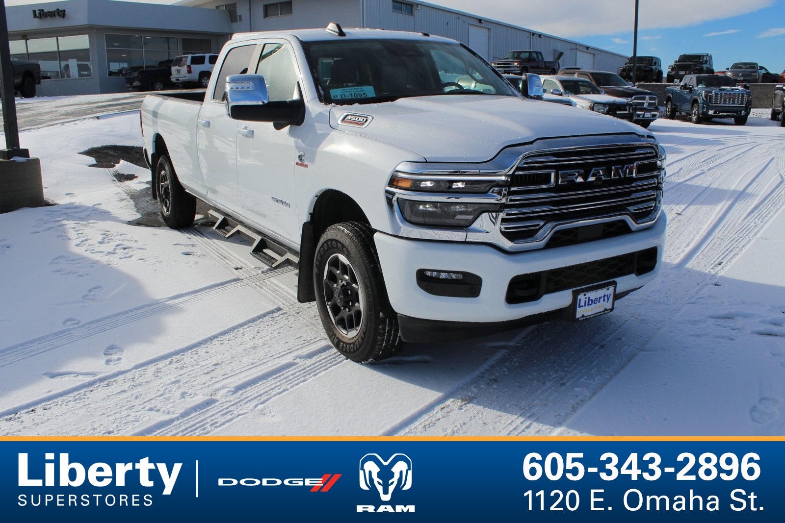 2025 RAM Ram 3500 Pickup Laramie's photo