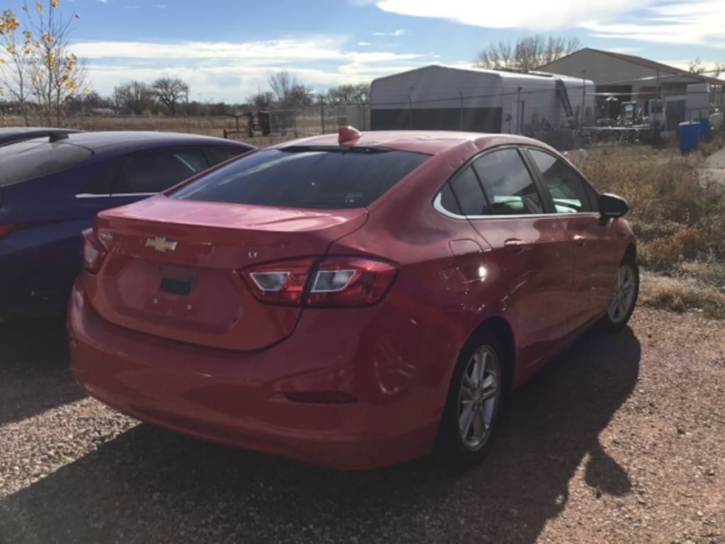 Used 2018 Chevrolet Cruze LT Auto Sedan