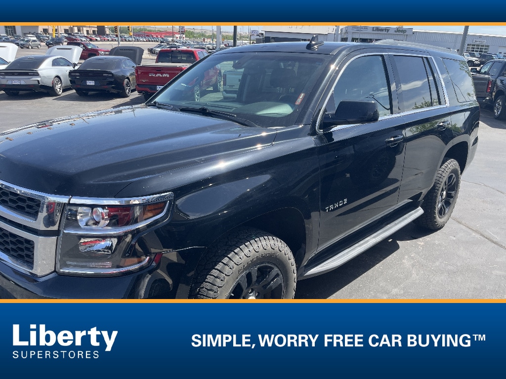 2017 Chevrolet Tahoe 4WD LS's photo